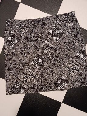 Karen Scott Black and White Bandana-Print Mini Skirt